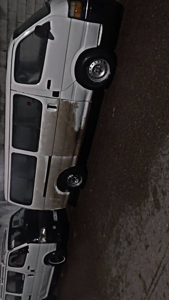 السلام عليكم  بوز موديل 94 سنويه ل28
بيها مكينه 2700 مجفته جديد كير محرك مكفولات رقمها ديالى  ***********
