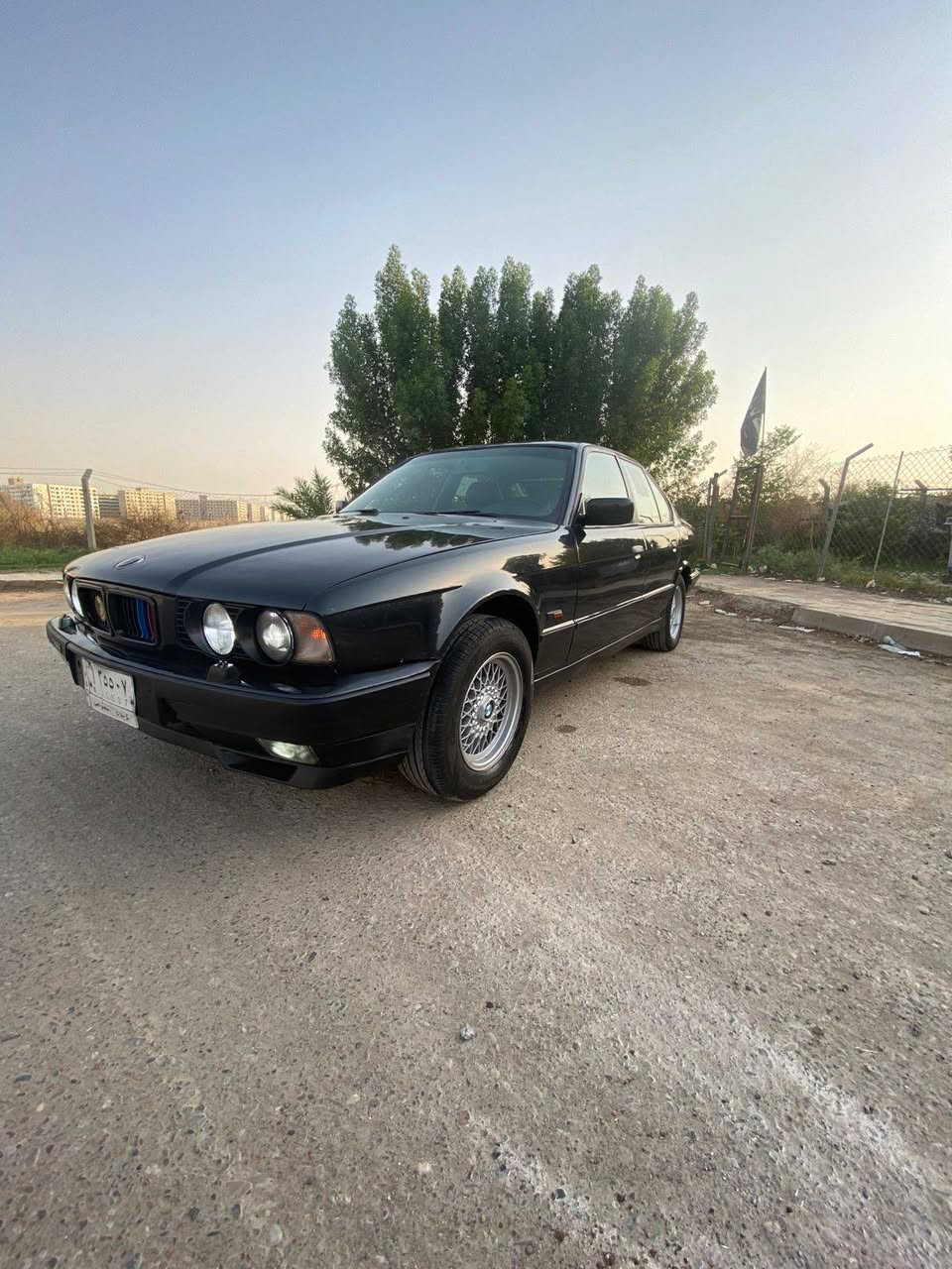 سلام عليكم
بي ام دبليو موديل 94 وارد ياباني 
مكفوله  من كلشي 
المكان بغداد  
تحسين ابو حمزه 
‏‪0771 145 6012‬‏
لحد يراسلني رجاءا 
مكلف بل نشر فقط 
اتصل وتدلل على الرقم
