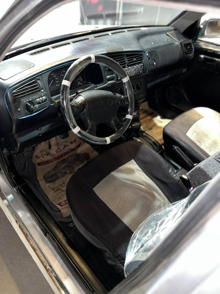 کۆلف مۆدیل 92 کیری توماتیک رەقەم سەنوی هەزەی نوێیە بەناوی خۆم
سیارکە حامە لۆ جۆنی تەبریت ساردوو کەرمی هەیە 
دوو جی جەپی هەیە
$40مەجالکی برایەنە
*********** أربيل, العراق
