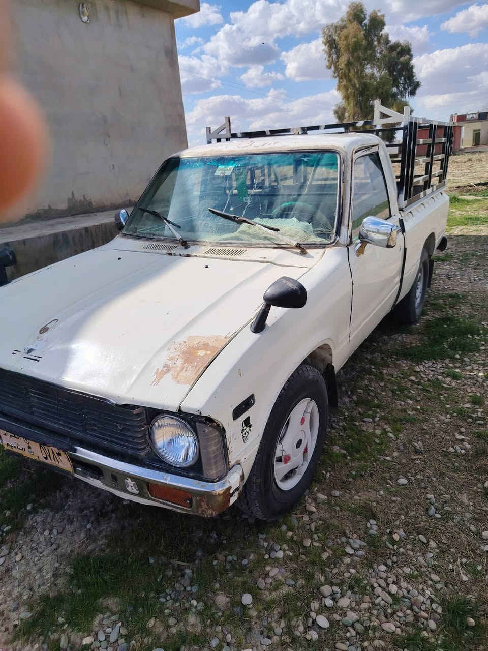 سلام عليكم سياره البيع ثمانين كلهه بلاديه كير محرك كلو شرط تيرات اربعه جديد صدر جديد بتري جديد كهربايات كلهه شقاله السعر ٢٧ وبيه مجال العنوان كركوك الحويجه الاستفسار تصال على الرقم ***********
