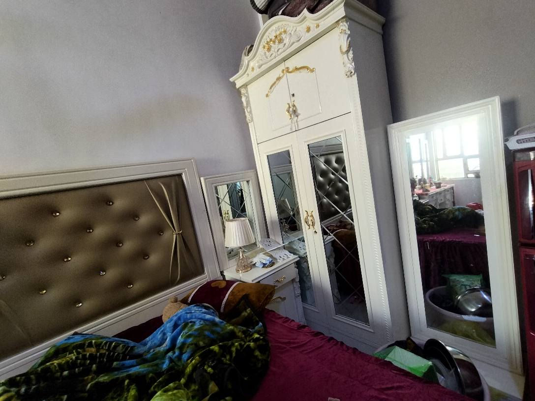 السلام عليكم غرفه تسكام صاج للبيع  جديده تواصل  رقم هاتف*********** متوفر واتساب
السعر $2.500
