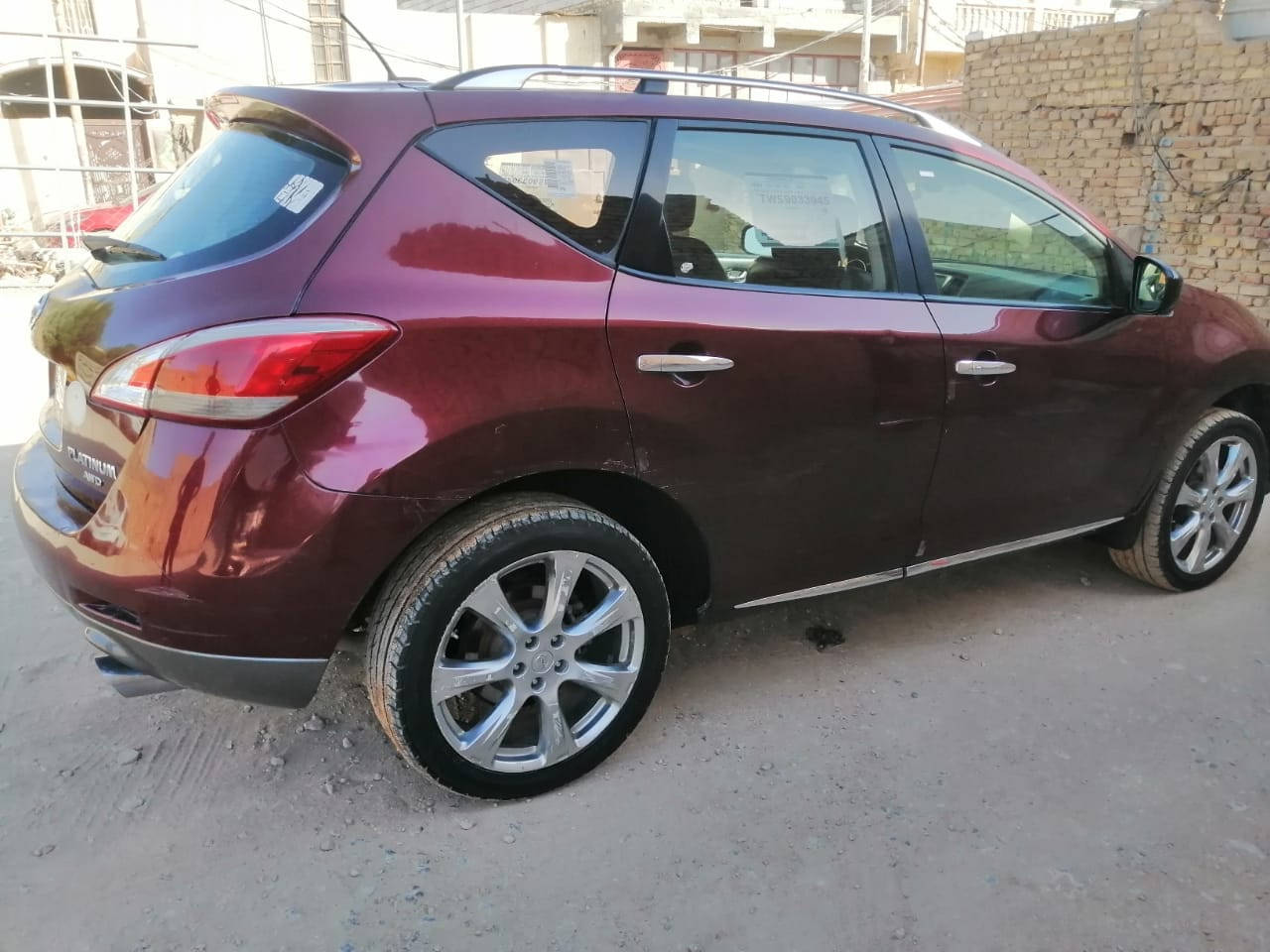 سلام عليكم نيسان مورانو فول مواصفات موديل 2012رقم بغداد مكينه وكير وحداديه جدد جاهزه لبيع سعره ٧٥مكاني ديوانية مكلف بنشر رقم ***********
