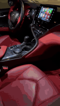 كامري 22
رقم بغداد xse
فول مواصفات 
داخل احمر 
بدون ايرباكات  
ضربه خلفية 
قطعه ونص بيه صبغ بيه 3 مكانات بارد حگ شبر
السعر ٢١٩ 
***********
