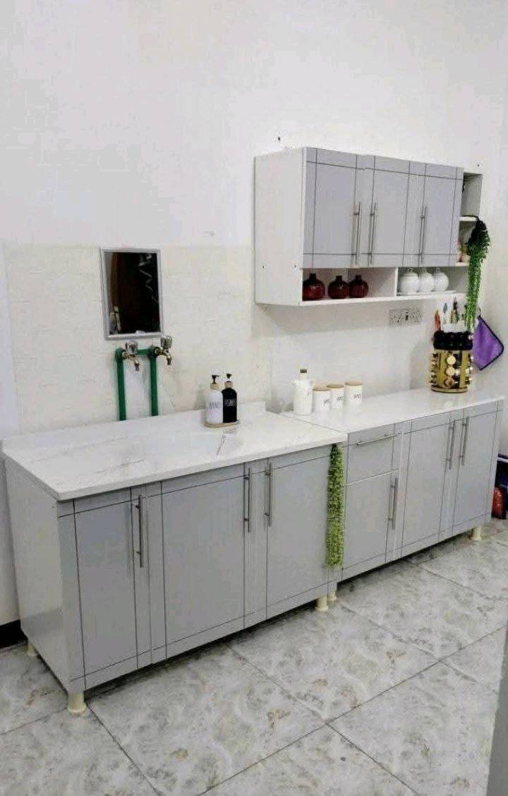 🍃كاونتر mdf 
🍃القياس متر ونص ارضي وملحق مع سنك متر و٢٠
🍃السعر  265فقط 
🍃اذا تحب نضيفلك ملحق فوك السنك اضافه ٧٥ الف
🍃اذا تريد السنك متر ونص اضافه ٢٥ عالسعر 
🍃اذا تحب تضيف فاترينا اضافه ٩٠ عالسعر 
🍃اذا تحب تضيف مجر واحد اضافه ١٠ عالسعر
🍃اذا تحب تضيف تلث مجرات اضافه ٢٥ عالسعر
🍃التوصيل بغداد مجاني
🍃بابل نجف كربلاء ديوانيه فلوجه رمادي ١٠
🍃واسط ٢٠
🍃عماره سماوه ناصريه ٢٥
🍃بصره ٣٥
🍃