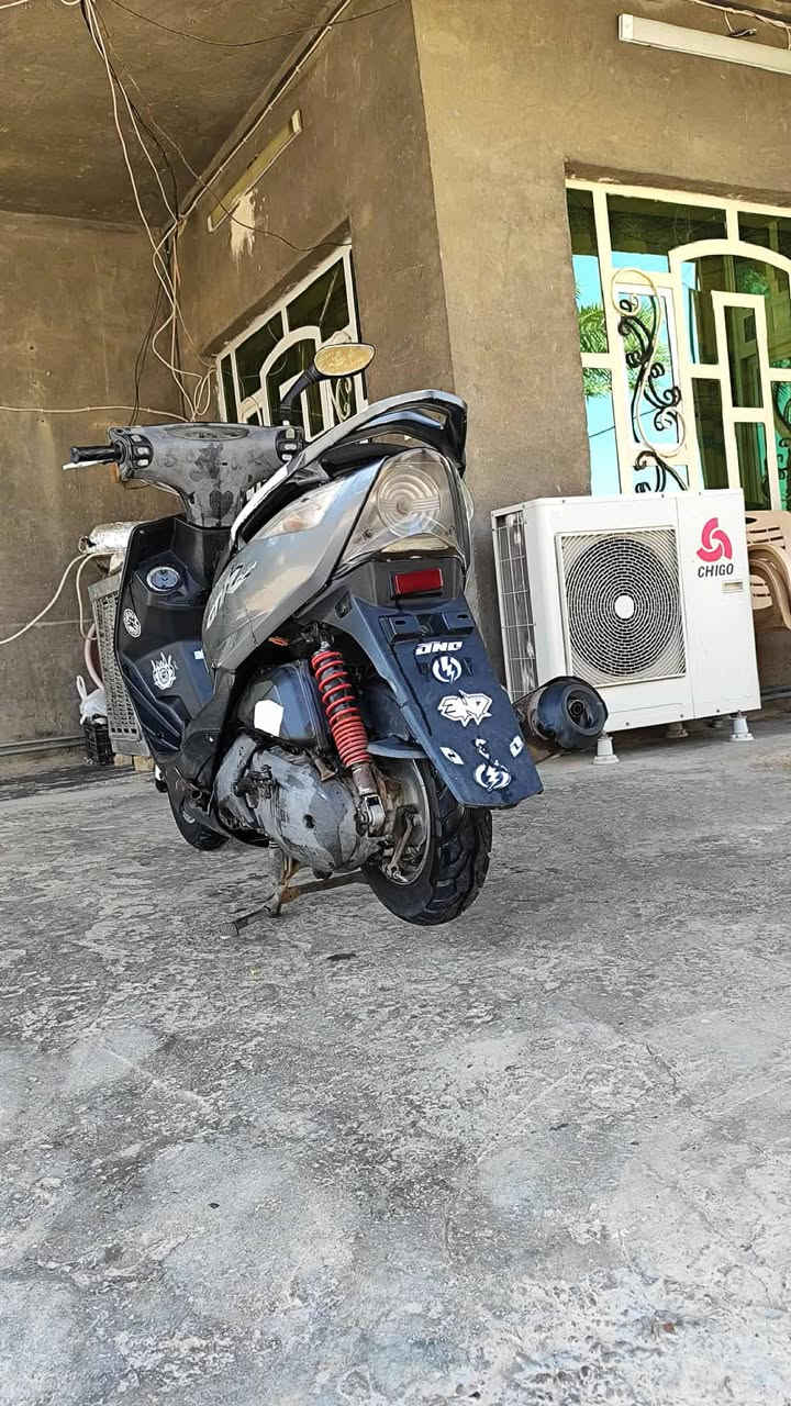 سلام عليكم   دراجه ماكس ثعلب مكفوله
دراجه مكينتهه مفتوحه وتجفيت جديد درجه اولئ. كهربائيات كلها.سلف ..وهندر نكرة  شغاله دبلات وتايرات 75%  دراجه حلوة .  السعر 425 وبيهه مجال .  ترهم مراوس.  مكاني / مشاهدة 

رقمي /  ***********. / اتصل او واتساب
