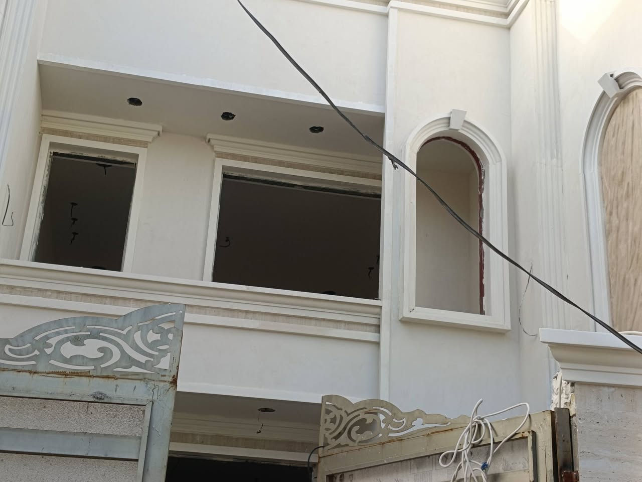 اخوكم ابو سيف لاعمال السيراميك والبورسلاين والارضيات والواجهات
***********
