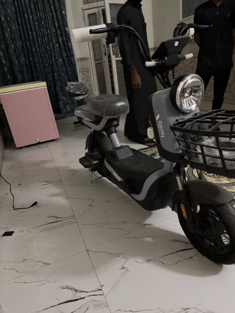 السلام عليكم شباب الدراجه حجم 14 للبيع السعر خاص نظافه فول ثلاث نمر السرعه 40 تقفل


**إذا كنت صاحب هذا الإعلان وتريد حذفه لأي سبب، رجاءا أرسل رسالة إلى الدعم الفني**