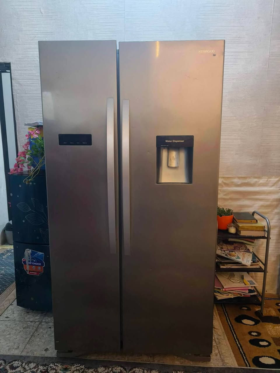 السلام عليكم غراض للبيع بسعر مناسب مستعجل عليهن ثلاجه ومجمده بنفس الوقت جديده سعر ٣٠٠الف
سبلت كنتوري ٣طن جديد بسعر ٤٠٠الف لتواصل عل رقم

***********
