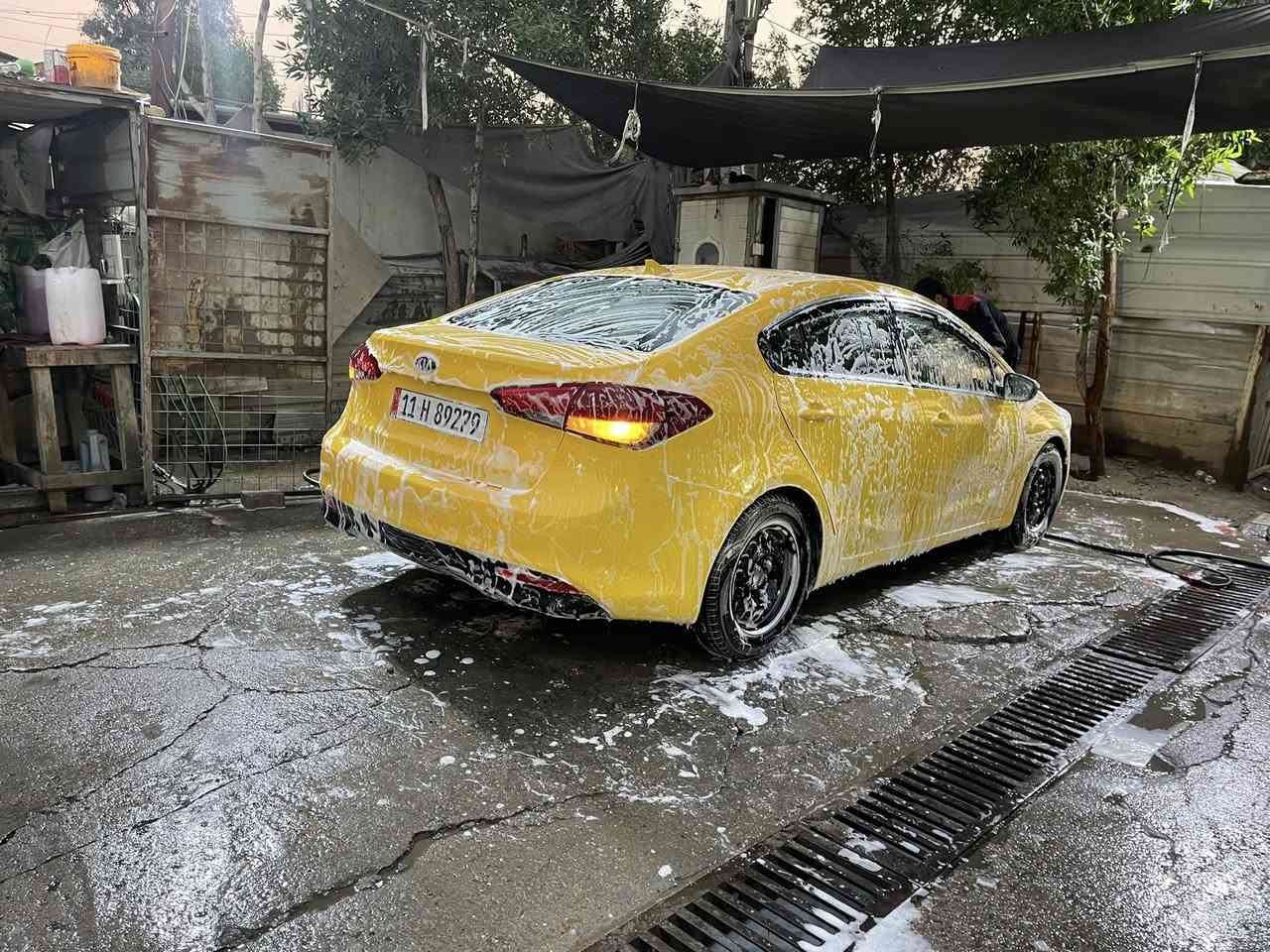 كيا فورتي موديل 2018 
وارد امريكي محرك 2000 دوش 
كير بلادي at المرغوب  

حادث الدعامية الامامية + شخط ب الجاملغ الخلفي الايمن راجع بارد موضح بصور  بدون ايرباك 
السيارة نص فوول شاشة كامرة نضام ايكو تحكمات ستيرن …
رقم وسنوية وهزة جدد قبل يومين جددتهم باسمي رقم بغداد الجديد 
صدر تايرات تبريد تدفئة كلشي جاهز السيارة جاهزة وكبل للشارع 

السع.ر 128 بيها مجال للشراي
العنوان بغداد الجديدة حي الخليج 
***********
