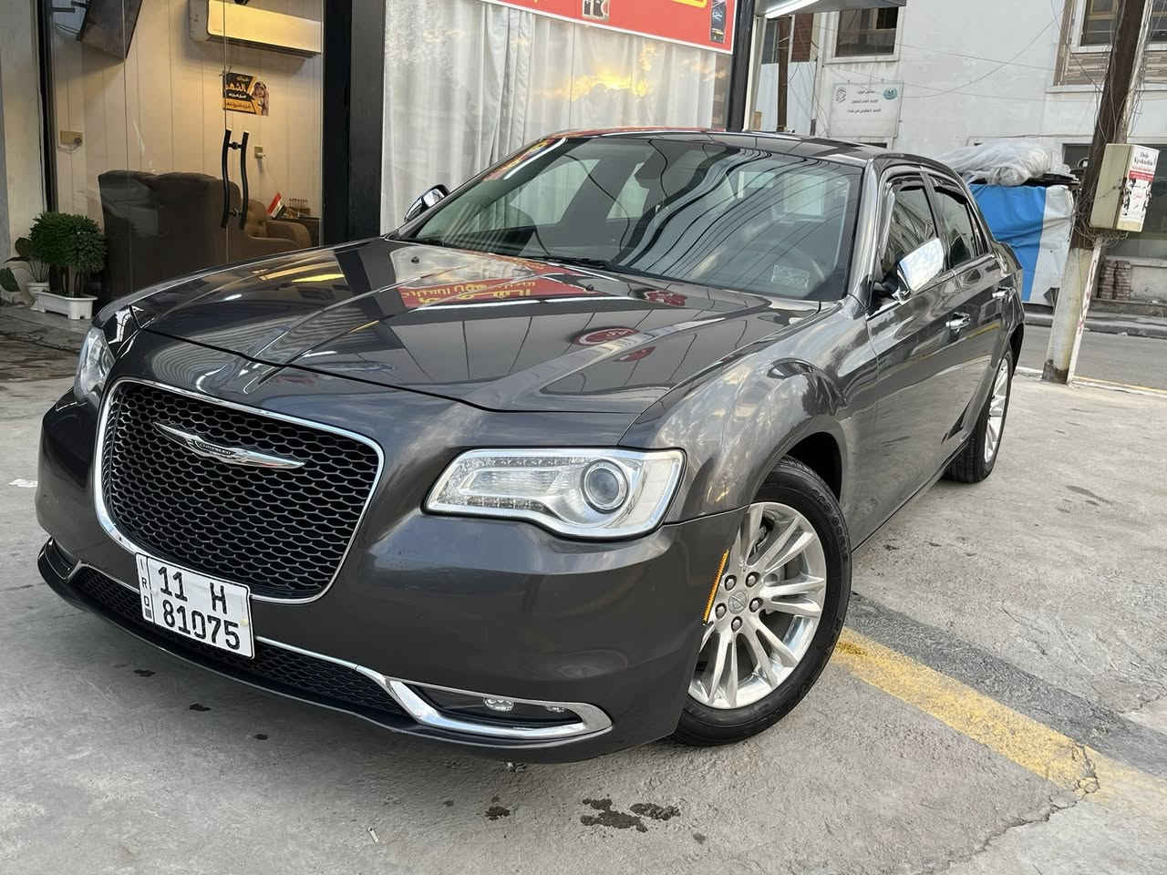 السلام عليكم من رخصه الادمن عندي

اوباما موديل 2018 رقم بغداد الجديد 

سنويه بسمي هزة جديدة السيارة كلين تايتل 

((مكفولة من الصبغ والضربة والتبديل والبارد ))

سيارة جديدة واحلى من الصور بهواي 

ماشيه 100 الف ميل السيارة فول مواصفات 

من عدا الفتحه والرادار فقط 

مكاني بغداد / حي الجامعه / 

رقمي***********  . سعرها 24 وبيها مجال يعني 240 ورقه
