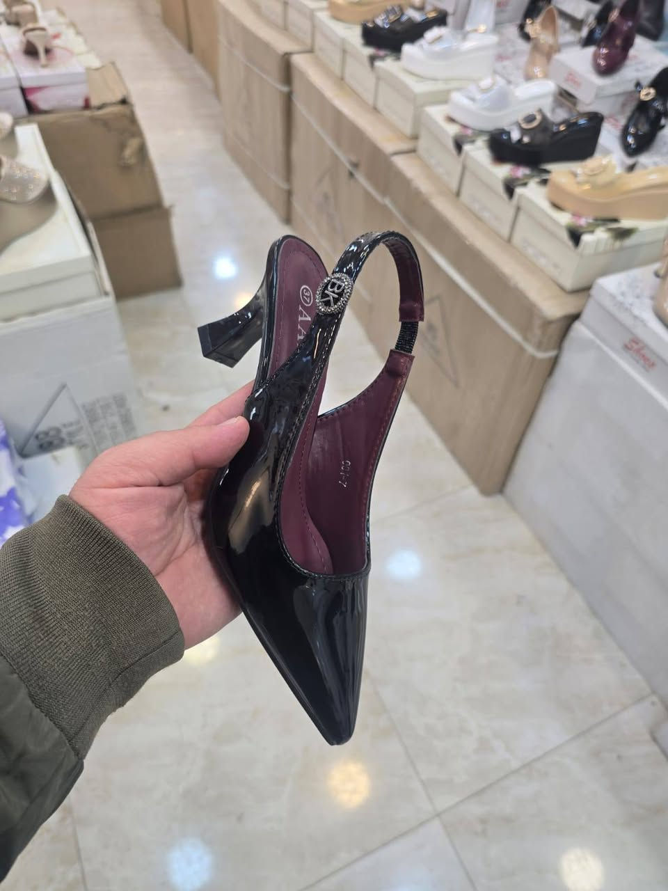 جديدنا
محلات حمودي السبهان القيارة سوق النسائي
مجاور محلات ابراهيم الشريدة 
فرع صيدلية الرحمة
2026


**إذا كنت صاحب هذا الإعلان وتريد حذفه لأي سبب، رجاءا أرسل رسالة إلى الدعم الفني**