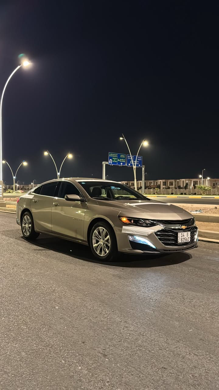 ماليبو مديل 23 LT
ماشيه 70km
السياره داخله تقرير كفاله 
هنانه بالعراق صار بيها ضربه بالجاملغ الامامي موجوده بالمنشور صور الحادث خسفه خفيفه الموشراي لايكسر 
السياره بصره حره بأسمي تحويل ثاني يوم 
فول مواصفات عدا الفتحه  
١-تشغيل عند بعد
٢-كشنات تدفئه 
٣-مثبت سرعه
٤-تثبيت مسار
٥-تبريد قطعتين
٦-رادار بالمري
وبعد هواي سوالف المتعارف عليهن السياره نضيفه بمعنى الكلمه سياره كلش معتني بيها من بانزين محسن ودهن تجي تشوف سياره وتطلع بيها
السياره مكانها بالبصره السعر 142 وبيها مجال 
***********
