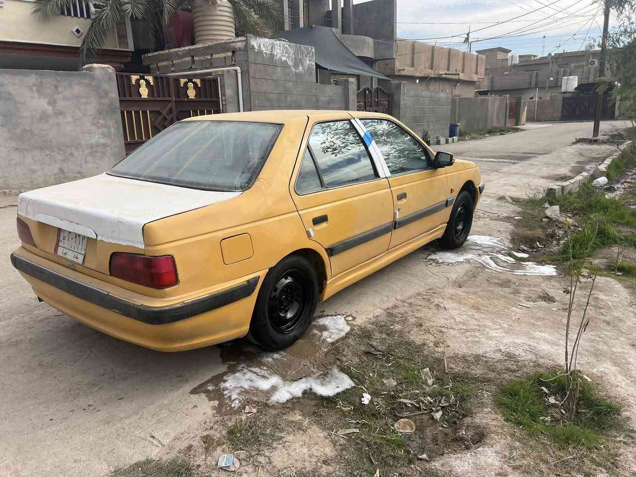 سلام وعليكم بيجو بارص موديل 10سياره حلوه وخير من الله كير مكينه مكفولات رقم بغداد السعر 35 وبيه مجال الشراي يتصل ***********
