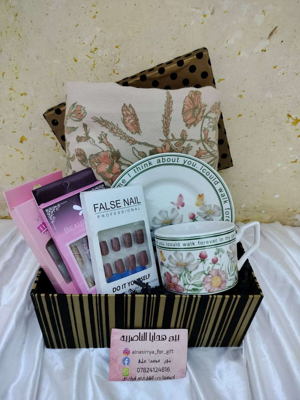 هدايا عيد الام ♥️
للحجز مراسلة الخاص توجد خدمة توصيل او مراسلة وات ساب***********
