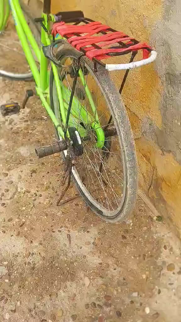 سلام عليكم  باسكل البيع  باسكل نضيف غراضه موجوده الشراي يراسلني خاص وبي خير ويدلل  مكاني محموديه   هاذه رقمي  *********** ال 0776 625 3364  توصيل ماكو  بل الطيفيه  فقط
