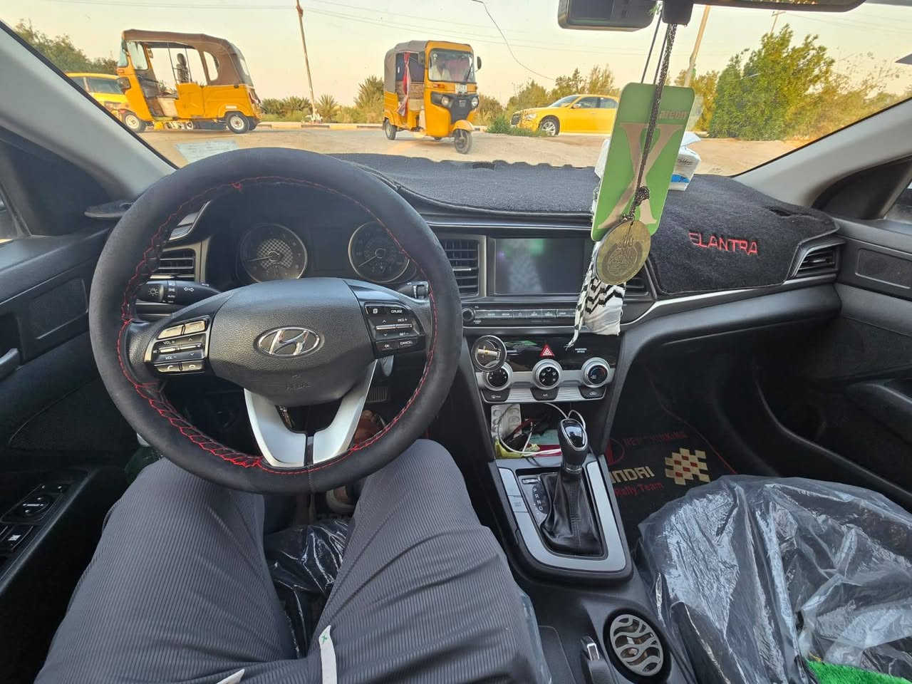 النتره ٢٠١٩ وارد امريكي رقم واسط 
محرك ٢٠٠٠ كير محرك تبريد حداديه كفاله 
صور الوارد والسونار مرفقه بالمنشور 
السعر 135$ 
للاستفسار اكثر الاتصال عل الرقم ***********
