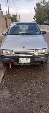 للبيع فكترا حجم ١٨ بي كاربون سعر ٣٥ بي مجال 07503352640