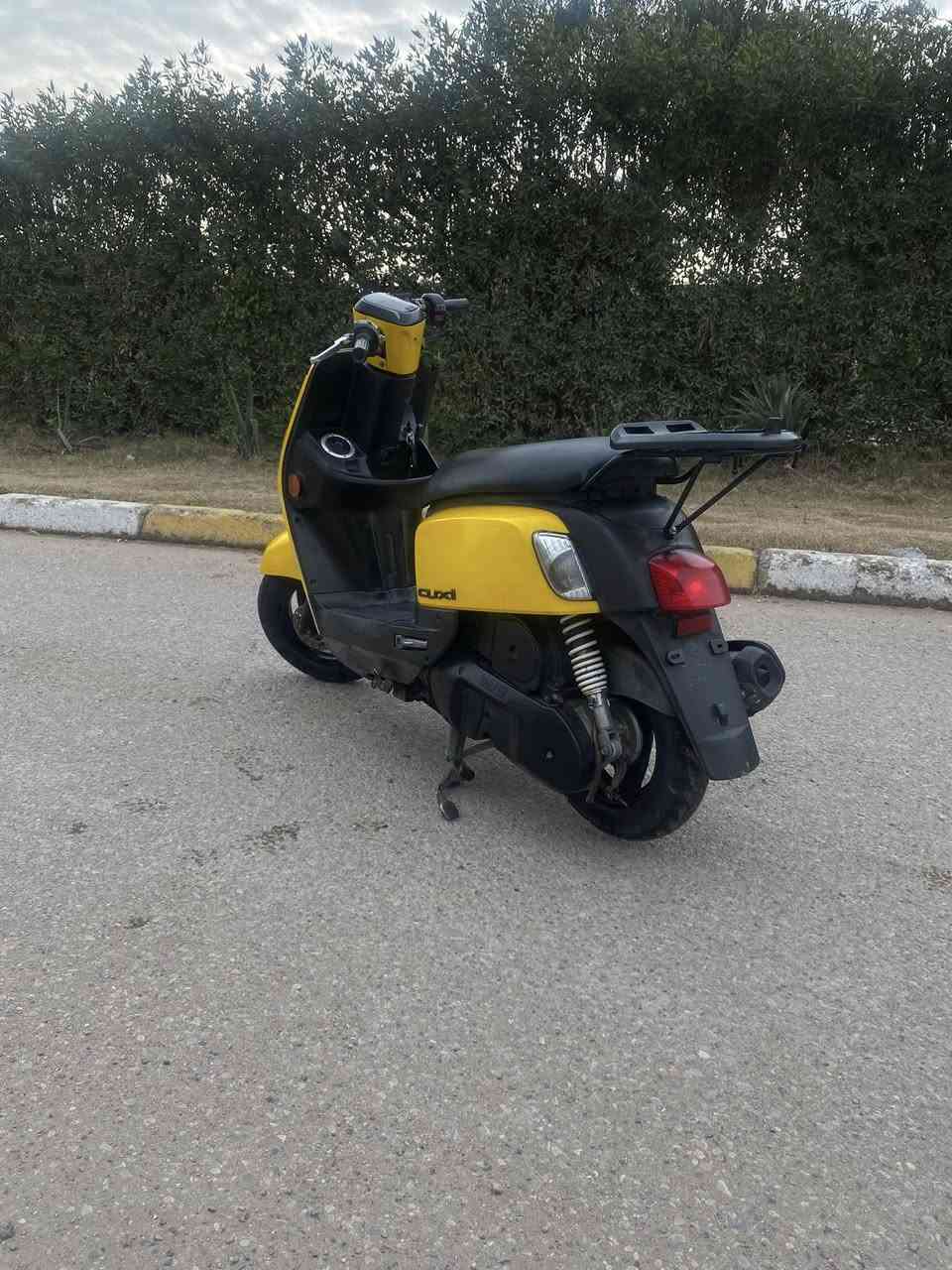 السلام عليكم دراجة بوليس مسطرة نضيفة مكينة بلادية كلهاا بلادد بها نواقص جداا بسيطة والسعر  ٩٠٠ وبيها مجال بسيط 
للستفسار:*********** مكاني بغداد حي جميلة
