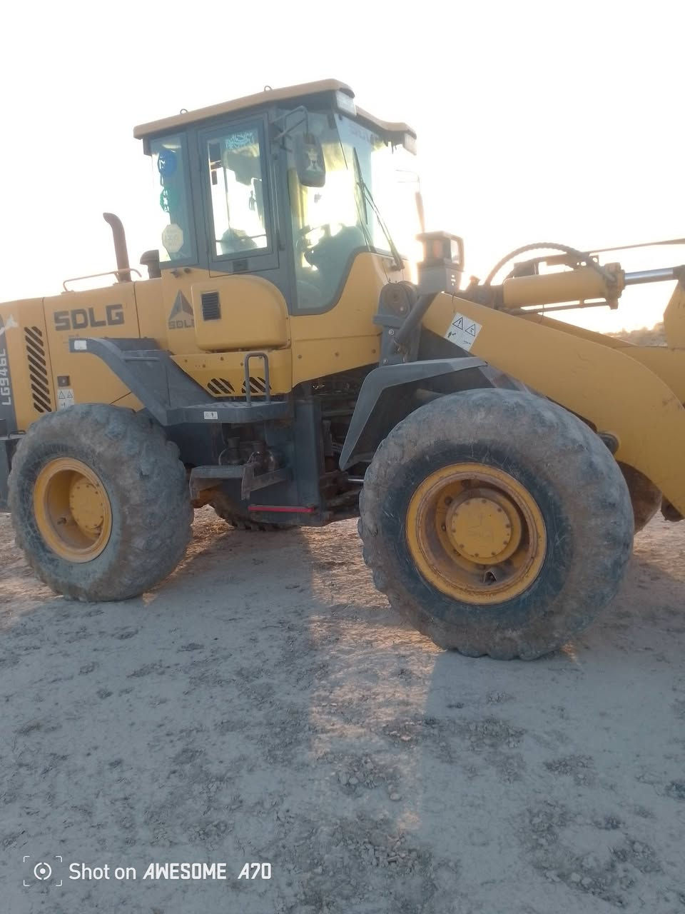 مكينه للبيع موديل 13حجم 46 مكفوله الاستفسار *********** السعر 230وبيه مجال
