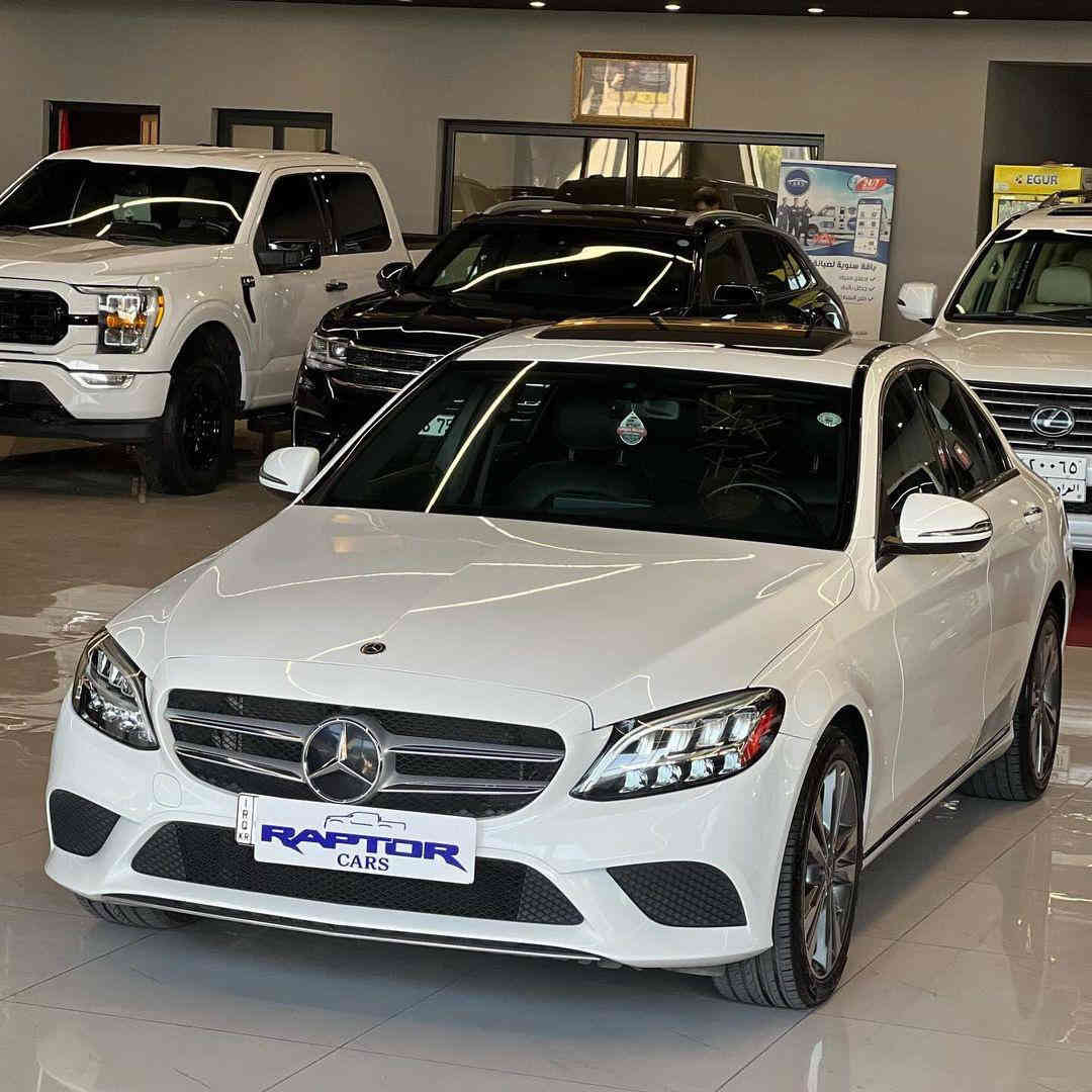 للبيع او مراوس ب هوندا اكوورد 

مارسدس C300 2019

فول مواصفات غنية عن التعريف 
بصمة 
فتحة
كشانه جلد اسود 
هيتر 
تحكمات كاملة 
اوضاع قيادة كاملة 
خزن مقعد وضع السائق 

صور الحادث بالمنشور 

حادثها قطعتين جاملغ وباب مبدل شركة 
بدون ايرباك 

معروضة ب235 وبيها مجال 
او مراوس ب اكورد 

***********
