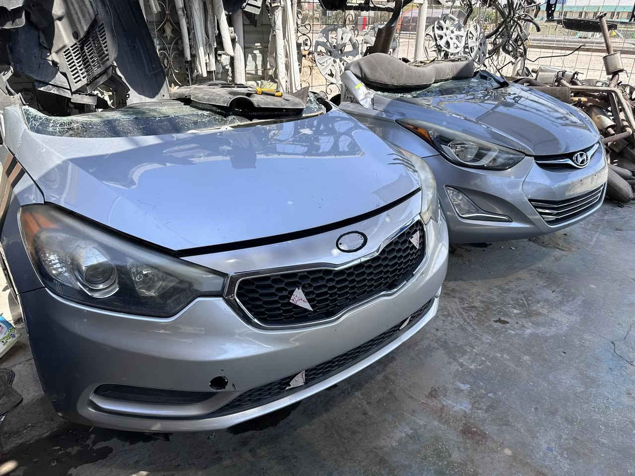 بفضل الله وصلت حاوية قطع غيار كوري متنوعة بموديلات مختلفة وتوفرت جميع قطع السيارات وسبير وفلينة عدة الطوارئ جديدة غير مستعملة وباسعار تنافسية.
كما وتتوفر ويل كبات كورية باشكال وانواع مختلفة.
السيارات المتوفرة :
🔶فورتي
🔶 النترا مضلع
🔶 النترا مقدس
🔶 سوناتا مضلع 
🔶 سوناتا مقدس
🔶 سورنتو
🔶 سنتافيا 
🔶 اكسنت  
🔶 اوبتما

العنوان :  بغداد - المشتل - مقابل محطة وقود المشتل

للتواصل من ساعة ٨ ص الى ساعة ٥ مساءا 
***********
***********
