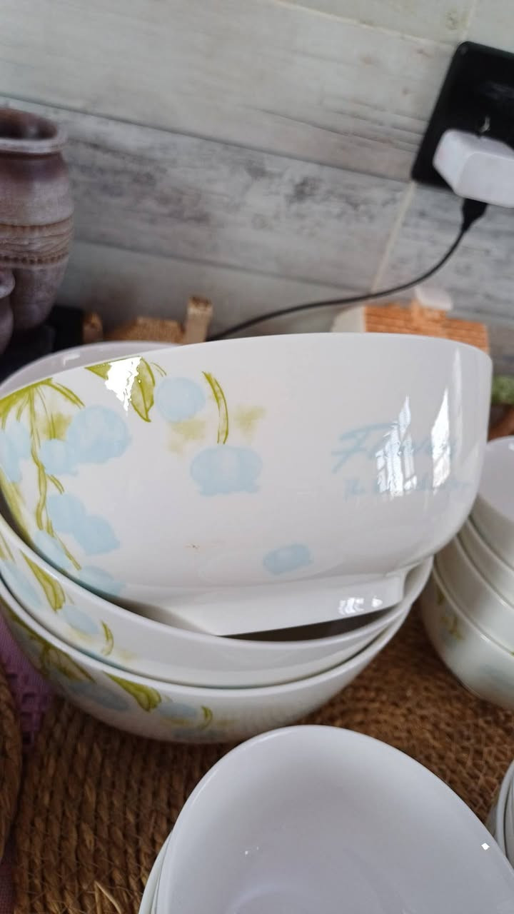 شكلها يقول حطوا فيني شي لذيذ بسرعة!
سفرة مرتبة = نفسية مرتاحة 😄✨"
مثارد بوهيمي عدد ٣ سعر القطعة ب٣٠٠٠
كاسات مرق وتشاريب عدد ٨ القطعة ب١٠٠٠ فقطط 
للحجز المراسلة على الخاص 
توصيل جميع محافظات العراق


**إذا كنت صاحب هذا الإعلان وتريد حذفه لأي سبب، رجاءا أرسل رسالة إلى الدعم الفني**