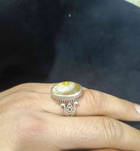 خاتم سليماني اصفر عين مميز وصياغة حلوة للبيع07808616441