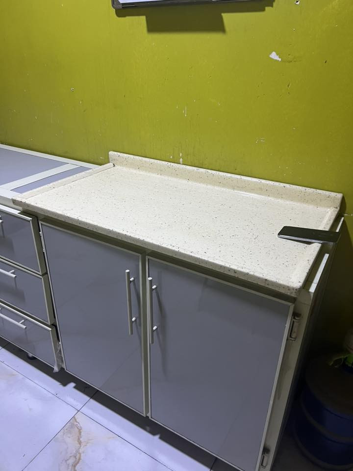 كاونتر محل كامل للبيع النصافه ٩٠٪؜ تجي تاخذه وتترحملي يفد للبيت للهل المطاعم السعر ٤٠٠الف


**إذا كنت صاحب هذا الإعلان وتريد حذفه لأي سبب، رجاءا أرسل رسالة إلى الدعم الفني**