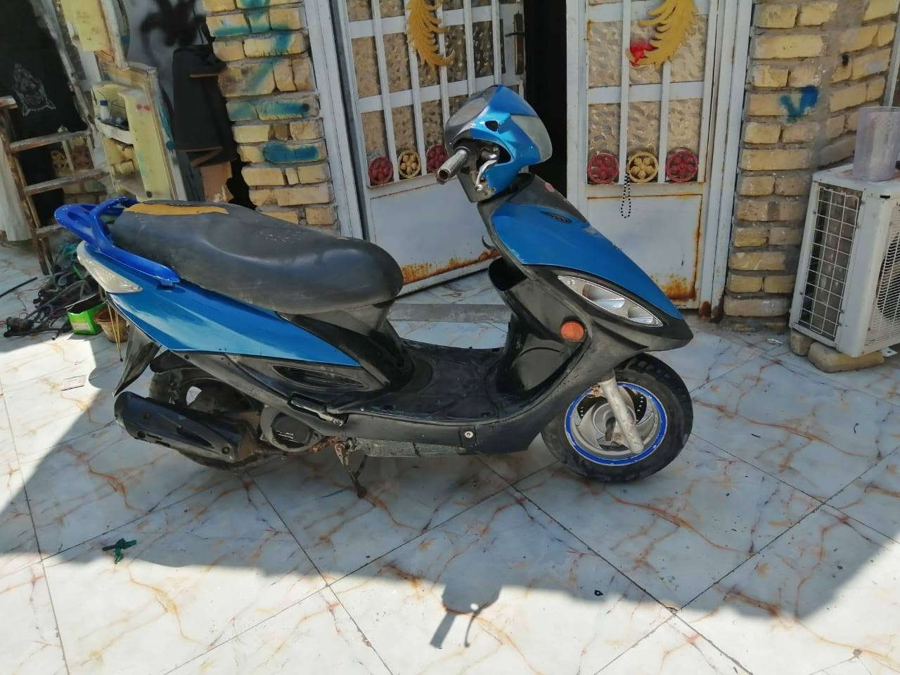 دراجه جي فور شغاله سلف هندر سكنات اشاير بك لايت كهربائيات كامله عداد سرعه عداد بانزين عداد رون  قفل جنطة قفل سكان  كفرات ختم واحد ماناقصها ايي شي سعرها 300 وبيها مجال مكاني بلفضليه رقمي ***********
