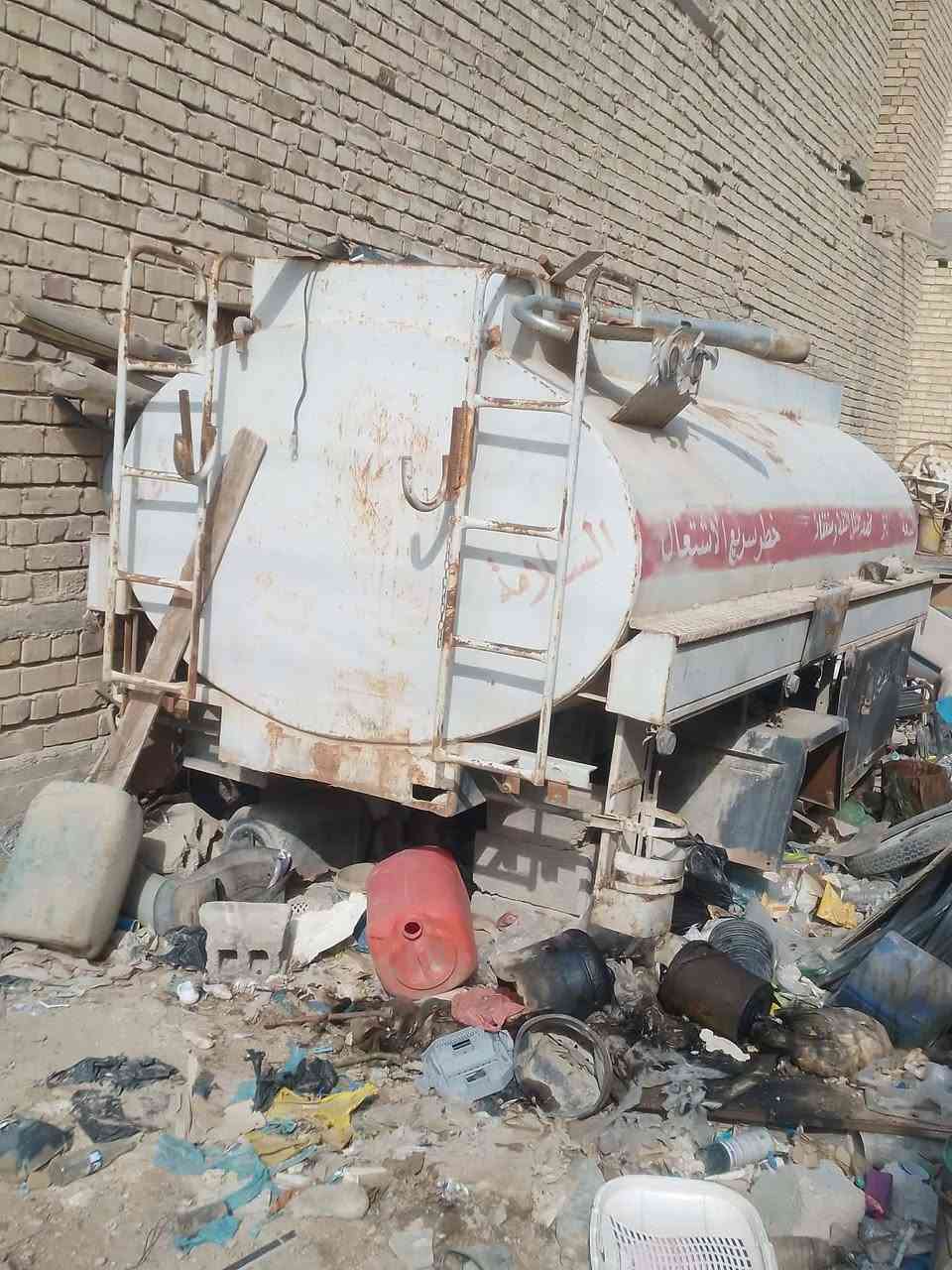 تانكي للبيع  السعر  ٧ أوراق وبي مجال  مكانه كربلاء سيف سعد الشراي يتصل ع الرقم ***********
