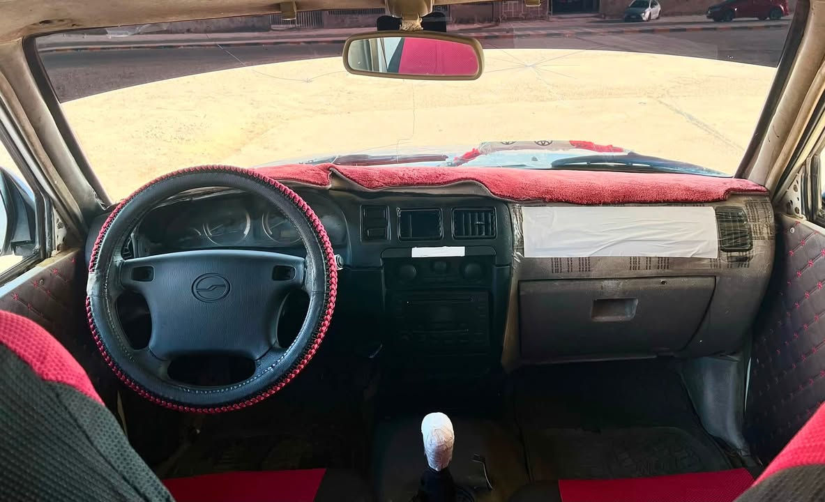 السلام عليكم للبيع بكم دير موديل 2003
منفيس ابيع حبل محرك وكير جديد بل جيس 

صدر جديد تخم تاير جيل نضيف 

سياره حلوه مال شغل مال جنيه ماعليها كلام 

نشاطها يخبل ترايها ماشالله مال حديث 

بارزها مي للبيع السعر 18وبيها مجال 

وعده وفقد ودين مابيع رجائن نقد فقط 

مكان بيجي صلاح الدين رقمي 

***********/)
