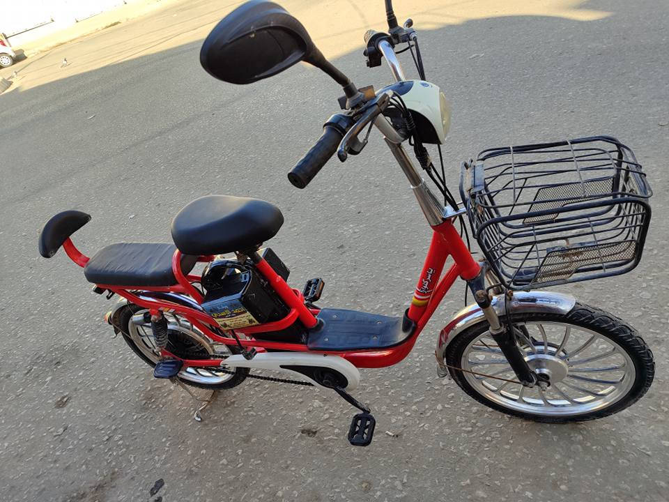 باسكل شحن للبيع كله شغال 4باتري جديد السعر 250بي مجال الشراي يتصل كربلاء *********** /*********** كربلاء, العراق
