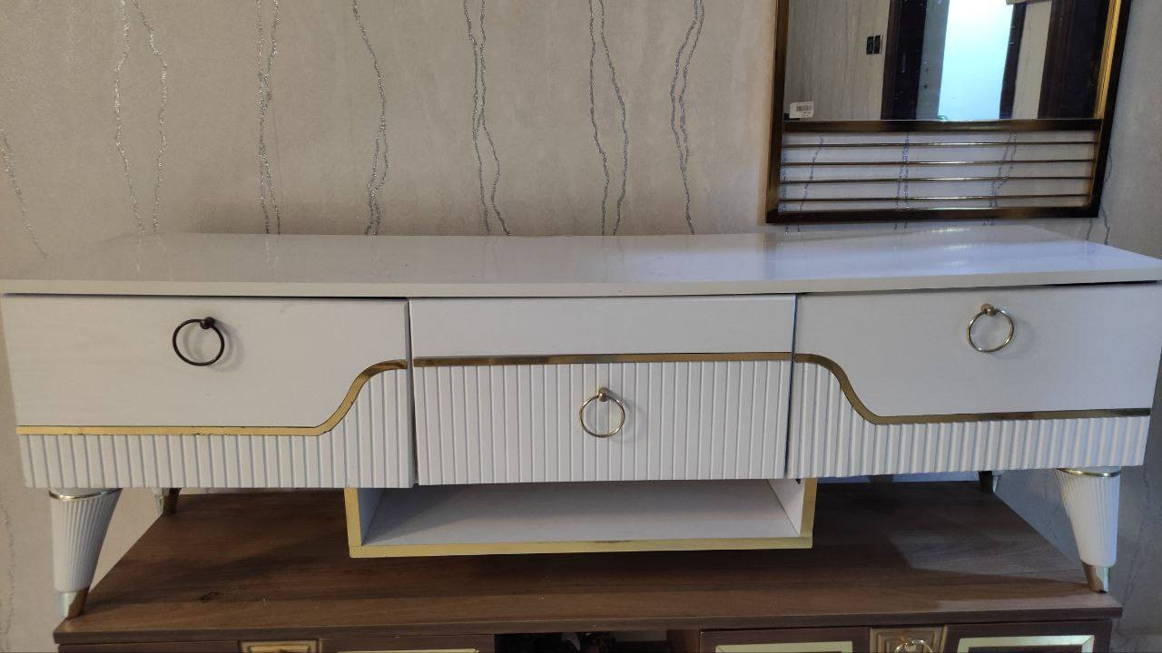 ميز تلفزيون البيع
صاجي سعره 125
ابيض سعره 75 
عنوان ابي الخصيب


**إذا كنت صاحب هذا الإعلان وتريد حذفه لأي سبب، رجاءا أرسل رسالة إلى الدعم الفني**