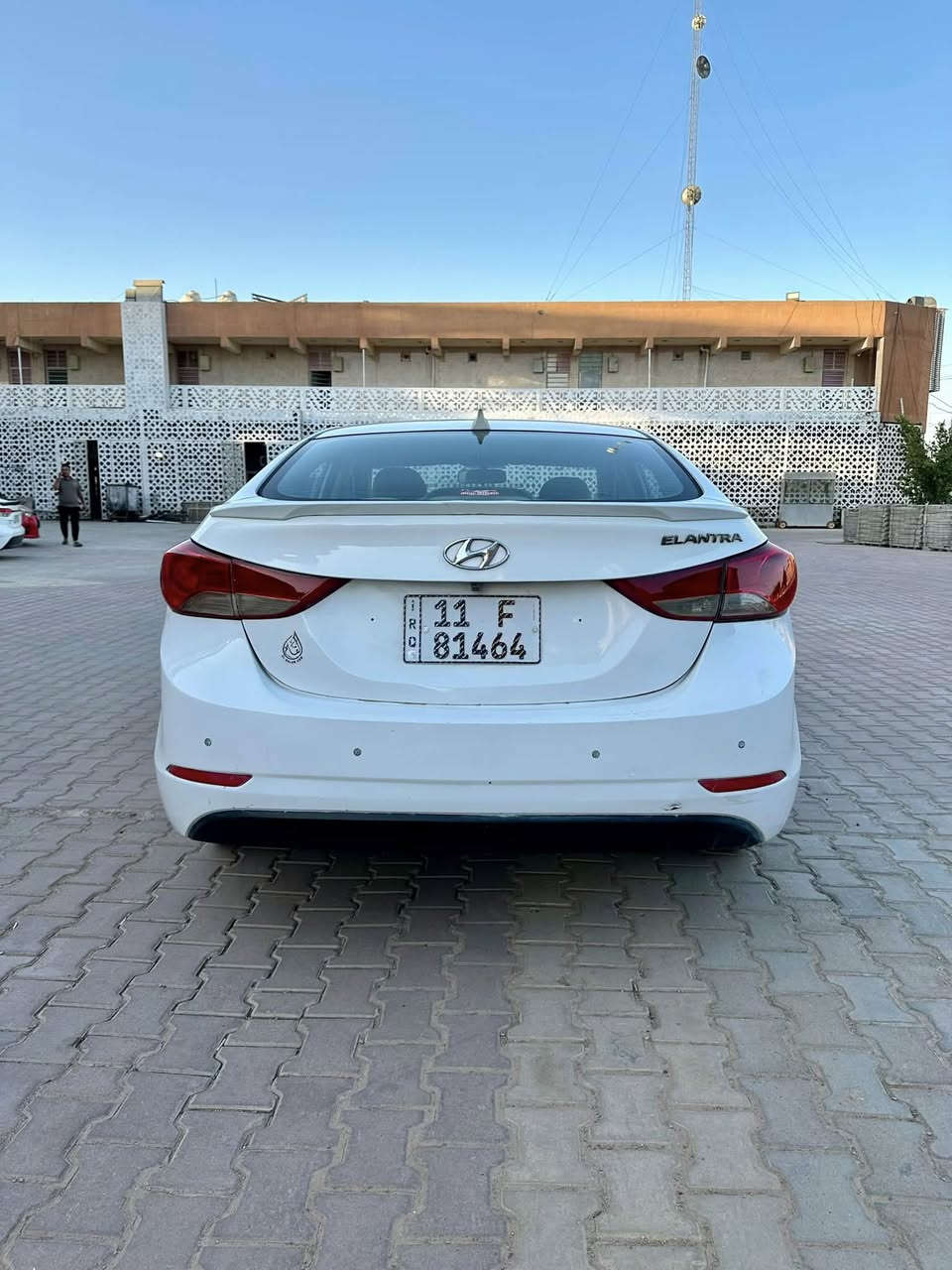 السلام عليكم
النترا موديل ٢٠١٤خليجي لون ابيض 
 داخل  لونين صاج تحكمات ستيرن  حساس فتحه
صبغ قبق الجنطه والجاملغ الخلفي على كد شبرين بدون دواخل بدون تبديل  
كفاله شاصي ومكينه وكير وايرباك 
تبريد ثلج بشرط 
السونار مرفق بلمنشور 
مكينه ١٨٠٠ دوش 
رقم بغداد الدولي  
رايدها ب ١٠٤ وبيها مجال بسيط 
مكان السياره بغداد / السيديه / حي الاعلام

للاستفسار على الرقم  

***********
