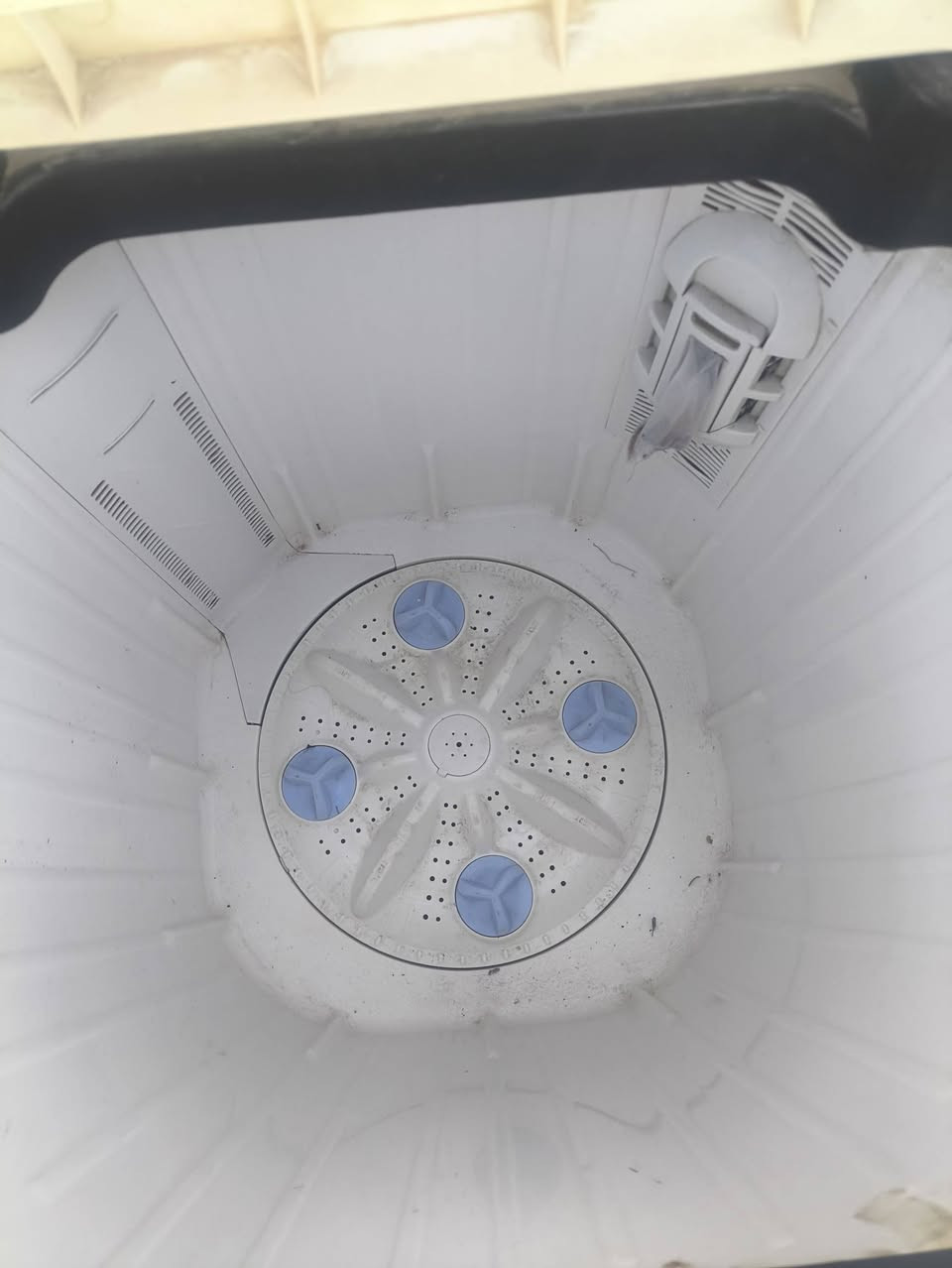 غسالة نظيفة للبيع
السعر ٤٥ الف


**إذا كنت صاحب هذا الإعلان وتريد حذفه لأي سبب، رجاءا أرسل رسالة إلى الدعم الفني**