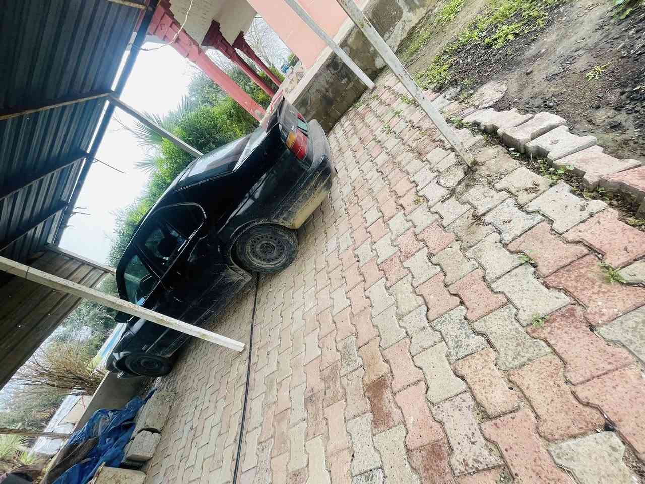 520 موديل92 كيار عادي محرك وكير بشارط. 4 جام كهربا سلايت. بدون حادث. سعر ٣٢ مجال ***********
