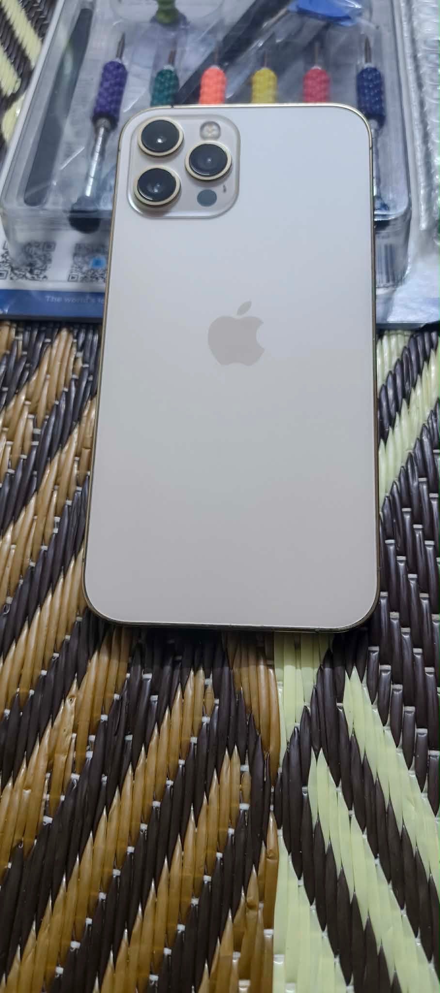 سلام عليكم ايفون 12 برو ماكس للبيع جهاز حاسبه نورمان مبدل شاشه فقط وكامره 05 فجه راحت فيس ايدي يرادله برمجه سعرو مناسب الي يخدمه الجهاز يدلل عليه وتحياتي للكل هاذه رقمي ***********