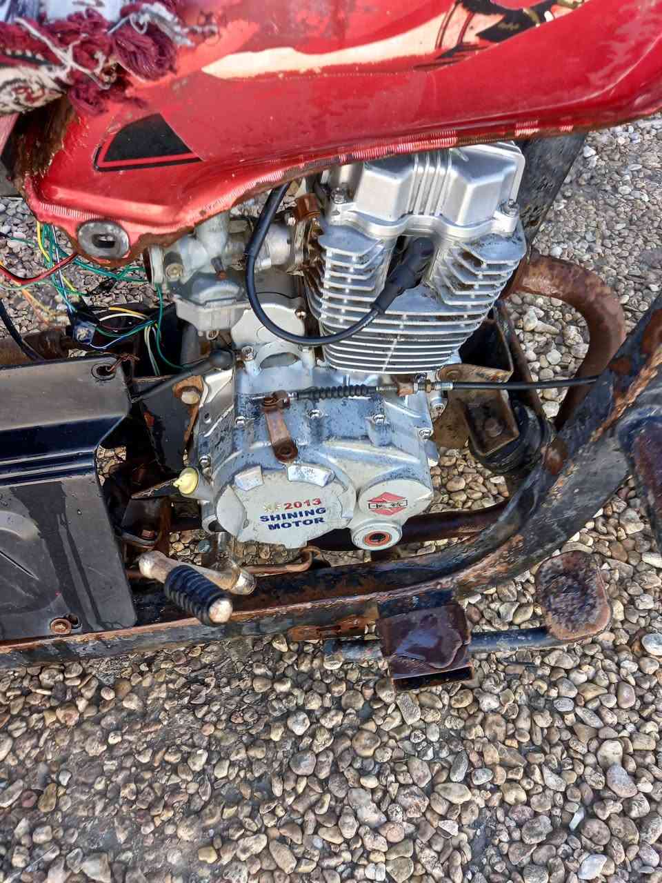 للبيع ام تي ار
موديل ١٣ مكينه جمره ونضيفه لاتنقيص لاتبخير 
تواير جديده مكاني     حله ابو غرق 
سعرهه  ٥٠٠ وبيها مجال 
***********
