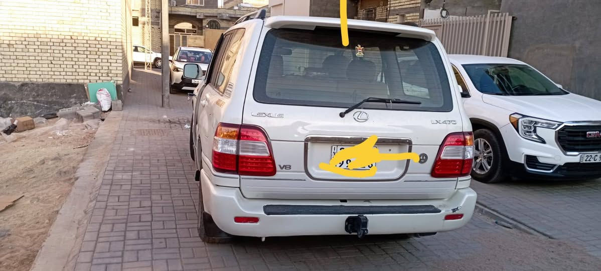 السلام عليكم سياره لاندكروز جديده كارتون  امتومه كصت قماره للبيع او مراوس السعر 65 اني مخول للنشر لصاحب السياره والاتصال على هذا الرقم ***********
