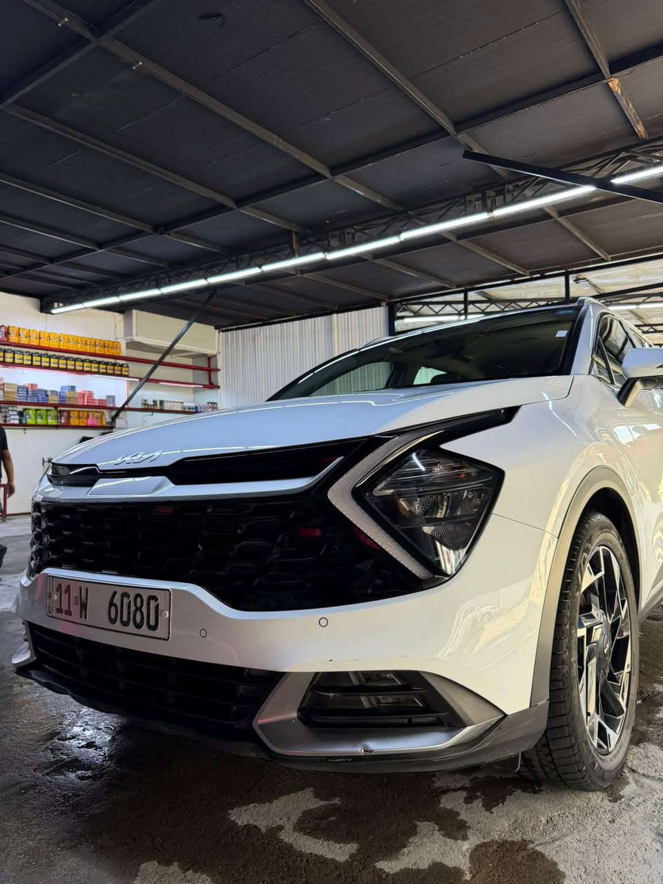 السلام عليكم رقم مميز و سيارة مذكور #السعر وكل تفاصيل
سبورتج 2024 الدولية

 سياره نص فول

1-تشغيل عن بعد

 2-كشنات تدفئة

3-كشنات كهرباء

4-ستيرن تدفئه

5-درايف مود

6- اوتو هولد

7-بصمه ابواب 

8-عداد دجتل

9-ابل كار بلي

10-بصمه تشغيل 

وبقيه المواصفات معروفه

 ماشية 33 الف كيلو بعدهي بضمان 

السياره رقمهه بغداد مميز أربع مراتب 6080 

بسمي تحويل ثاني يوم ما عليهه اي غرامه

السياره صيانتهه كلهه بل وكاله وما متعوبه 

مال بيت وسعرهه بل نسبه بل سوك كلش 

حلو  السياره رايدهه ب240 وبيهه مجال بسيط 

السياره تعيد بيهه 

مكاني بغداد الزعفرانيه 

الرقم #***********
