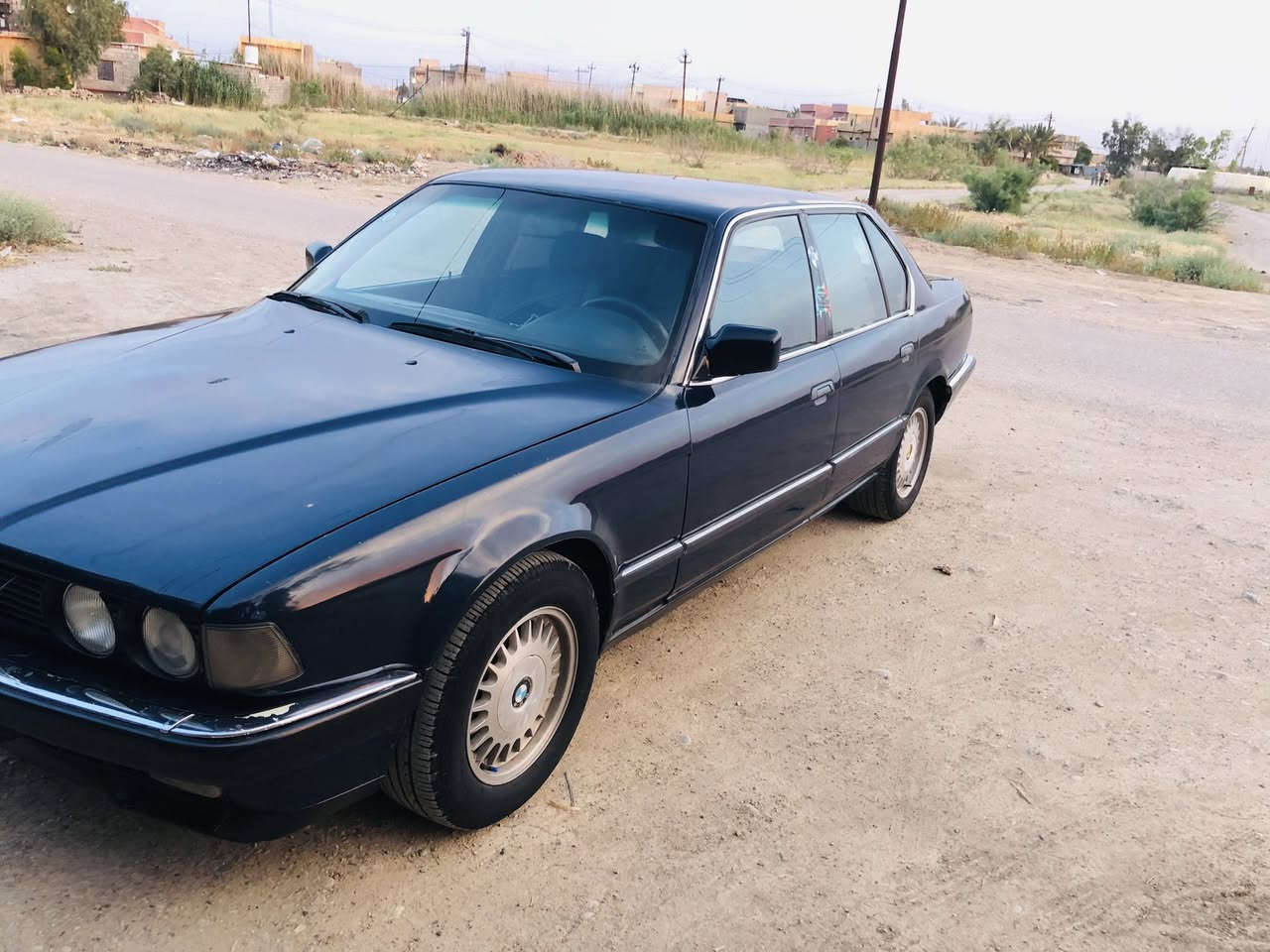 Bmw 1993/٧٣٠
دبل جكمجه
تخم تاير جديد 
كهربائيات كامله بدون جطل
سنويه ورقم جدد
باتري+داينمو جدد
كير مكينه شرط
نفس اليوم تحويل 
السعر ٣٥
مكاني ديالى الغالبيه 
***********
