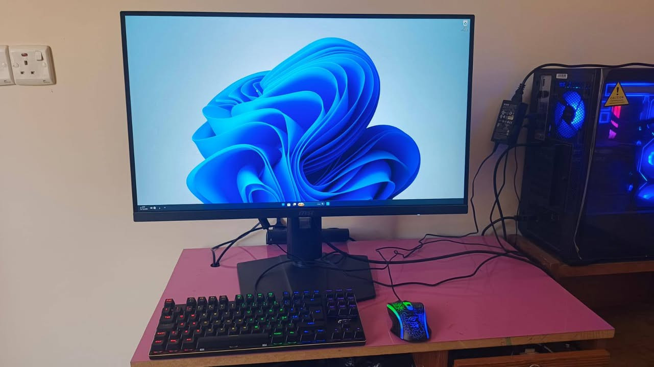 سلام عليكم بيسي مواصفات جيدة جداً 
مثل البصورة جديد اونضيف صارلة 8تشهر من اشتريتة
كيس+شاشة+كيبورد+موس+افلاشة ابلوتوث+فلاشة واي فاي السعر مليون850


**إذا كنت صاحب هذا الإعلان وتريد حذفه لأي سبب، رجاءا أرسل رسالة إلى الدعم الفني**