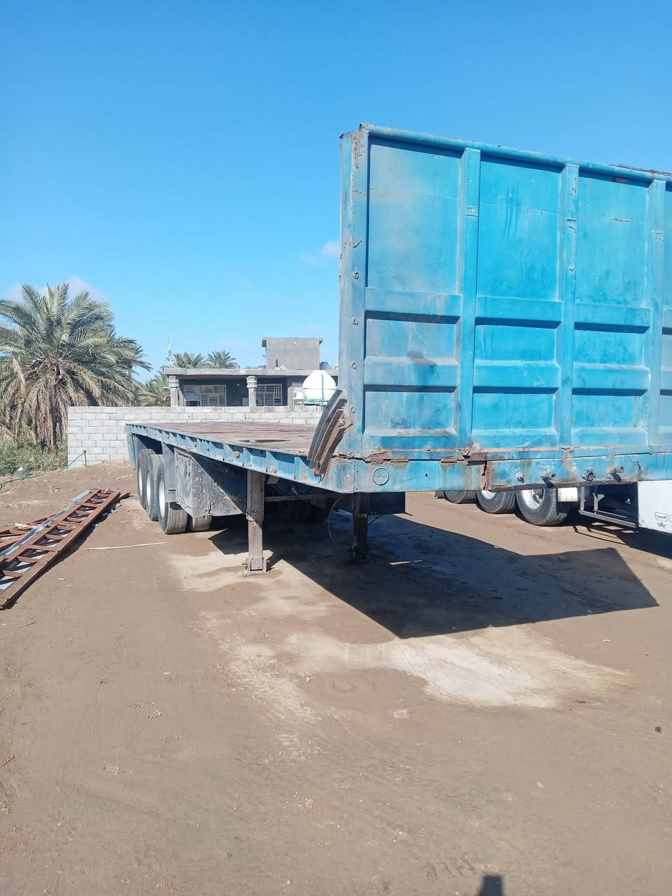 سلام علیکم عربانه البيع مكفوله كفاله عامه تخم تاير ناقص زوجين تايرات  سعر ٣٣ وبيها مجال  ***********
