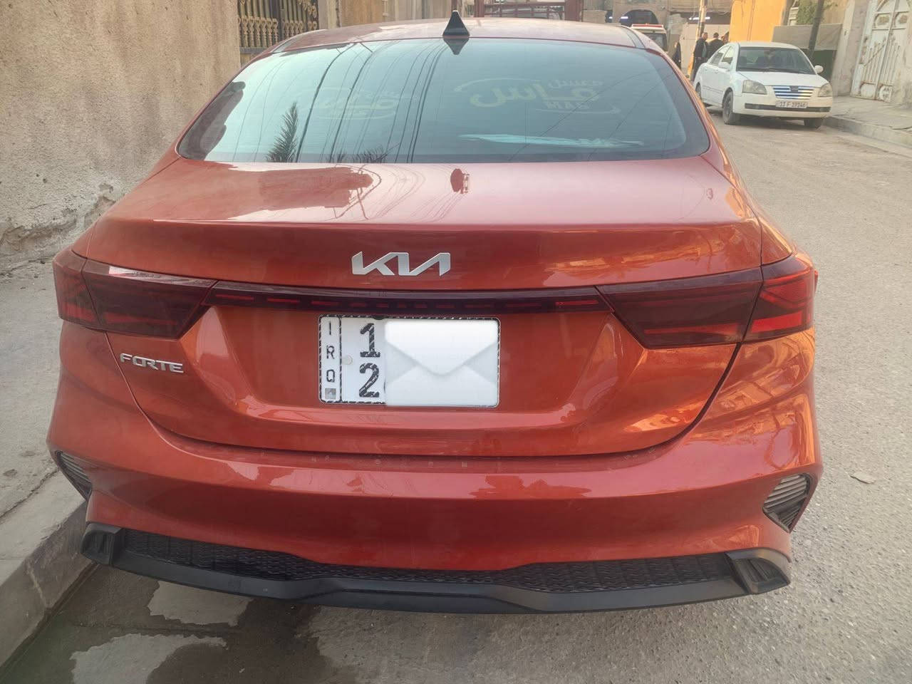 للبيع: كيا فورتي موديل 2023 – رقم بغداد
🔹 ترقيم جديد
🔹 هِزة جديدة
المواصفات:
محرك 2000 CC (دوش)
كير أوتوماتيك مع 3 أنظمة قيادة
رادار أمامي
مانع انزلاق
تحكم بالستيرن
شاشة تدعم Apple CarPlay
مثبت سرعة
قيادة ذاتية
ماشية: 43 ألف كم
باقي المواصفات المعروفة
الحالة:
السيارة نظيفة جدًا وعلى وضع الشركة
مع الكتالوغات والأرضيات
يوجد حادث سابق (موضح بالصور)
📍 المكان: بغداد – العبيدي
💰 السعر:159 قابل للمجال البسيط
📞 رقم الهاتف: ***********
