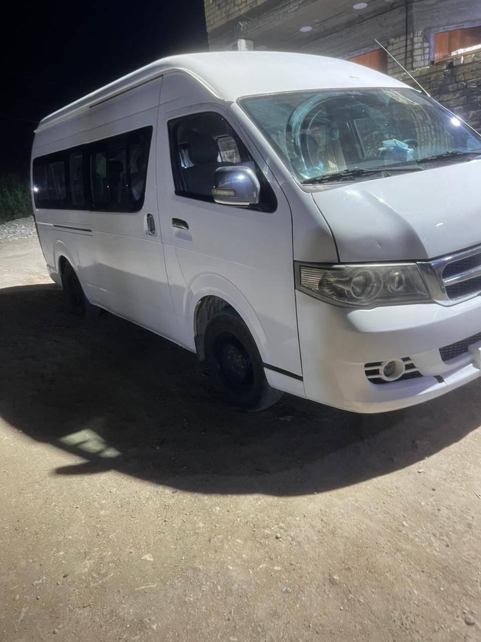 السلام عليكم جنبي هايكر موديل ٢٠١٥ مكفوله عد الدواير بيها صبغ السعر ١١٥ للاستفسار الاتصال ***********
