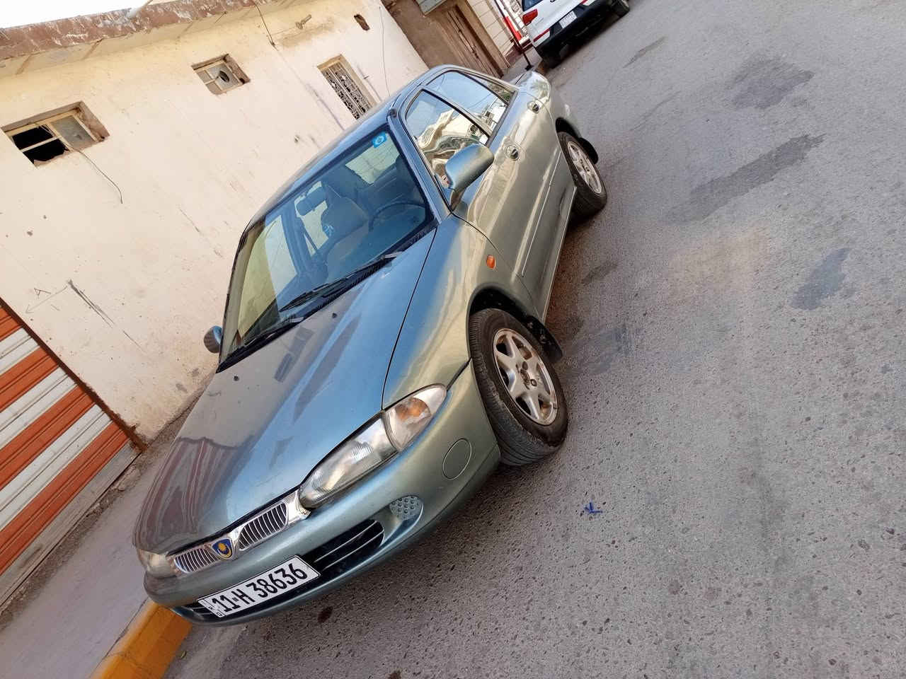 السلام عليكم
بروتون ويرا موديل2005 كير اوتو محرك كابريتر رقم بغداد دولي السنوية لحد2028 احولك مباشر كير محرك بشرط صدر جديد غرفة نظيفة تبريد شغال ثلج ضرر بسيط بالبنيد صبغ  عام جمالية أثر الجراد لان لونها زيتوني ….السياره حلوه وناعمه 
العنوان واسط الصويره 
السعر 50 وبيها مجال شي بسيط 
رقم الهاتف *********** & ***********
