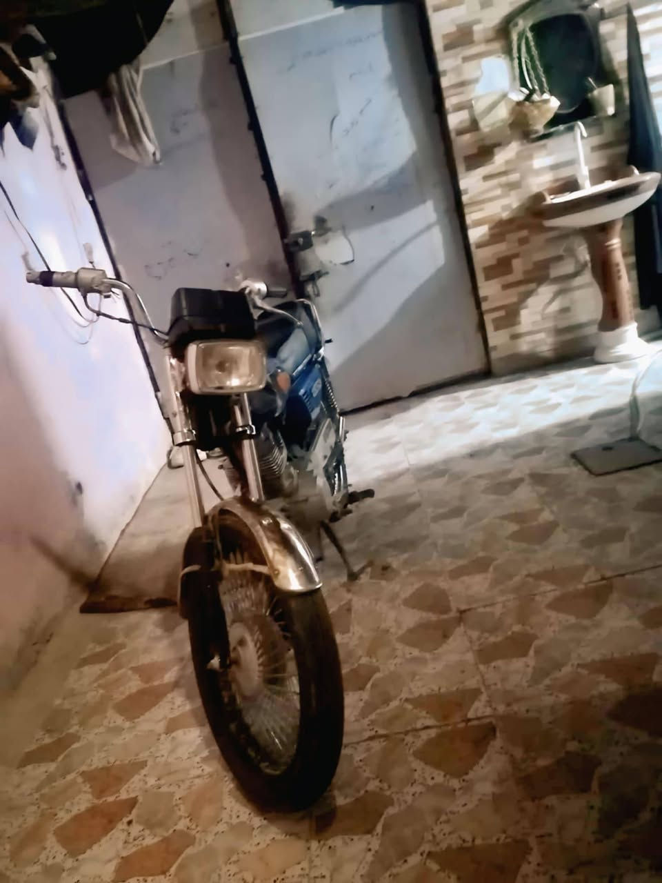 كلك لبيع سعر 200 وخمسين وبيه مجال مكاني نجف ابو صخير***********
