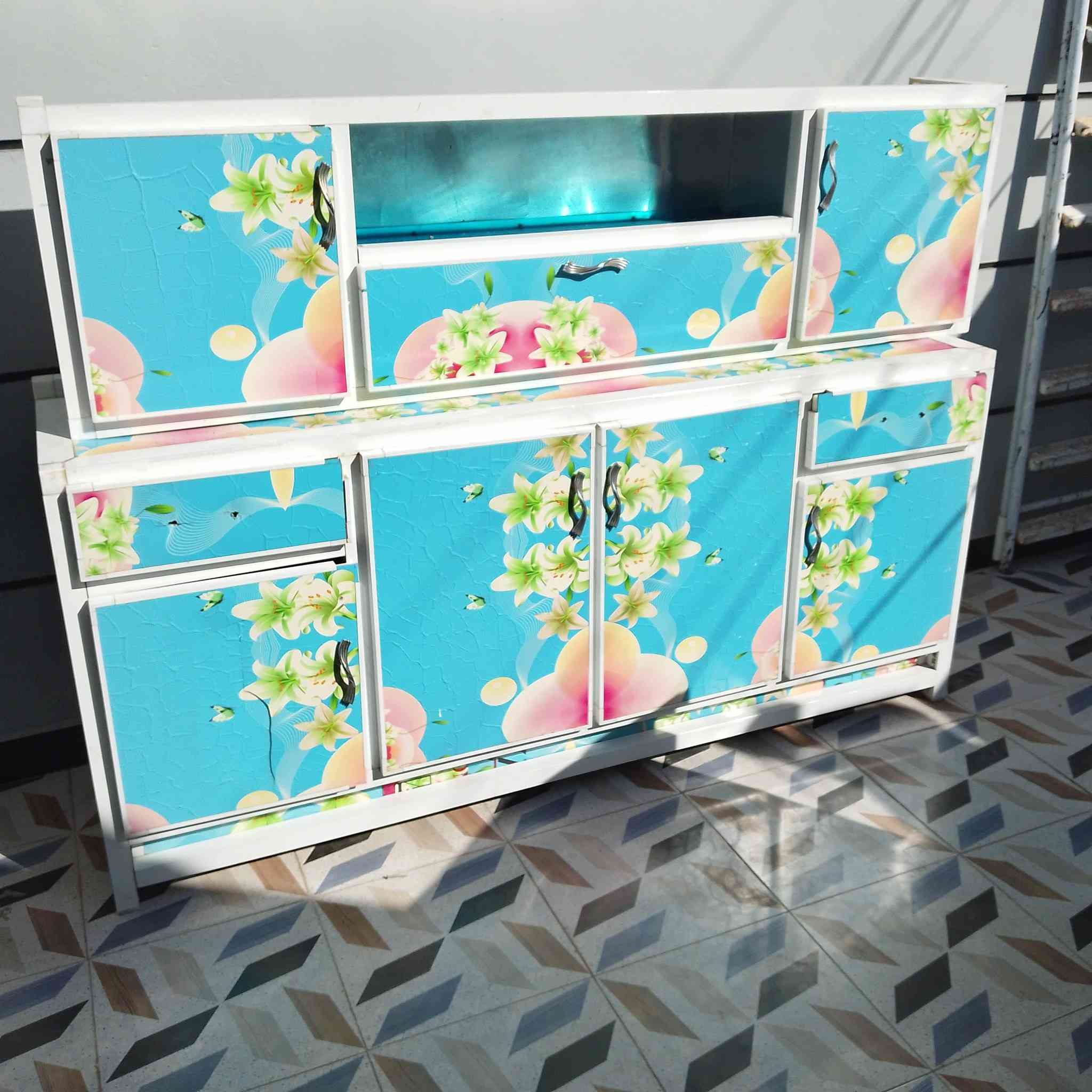 كاونتر ثلاث قطع للبيع بعقوبه التحرير رقم ***********
