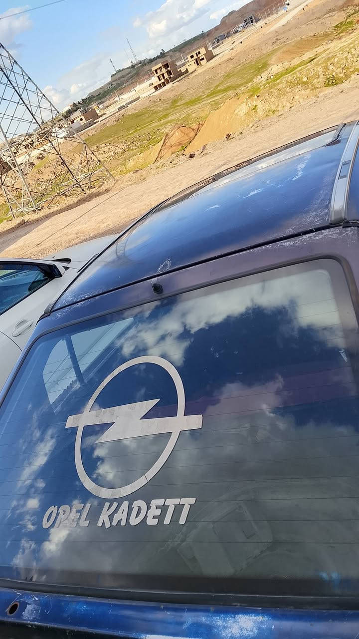 سلاموو علێکوم شباب عندی های اوپل کادێت مودێل 1992 محرک مال حاویە جدید شدێتە 4 ویل تایر جدید محرک 18 کابریتەر سیارە حلوە شوی رایدلە ترتیبات معاملە مال تحویل کولە سویتە ما بقێت فلووس تقریبن 200 الف یرید تستلم لەوحات بسمک سیارە جاهز السعر 18 وبی مجال مراوس هم یرهم مکانی کرکوک ڕقم ***********
