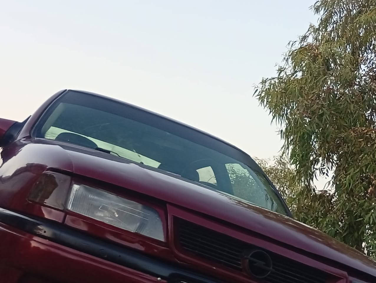 اوبل فكترا محرك ١٨٠٠موديل ٩٣ تحويل مباشر السعر ٣١بيه مجال بسيط السياره مناقصه شي معمره تعمير عام سنويه ٢٠٣١ رقم دولي رقم الهاتف ***********
